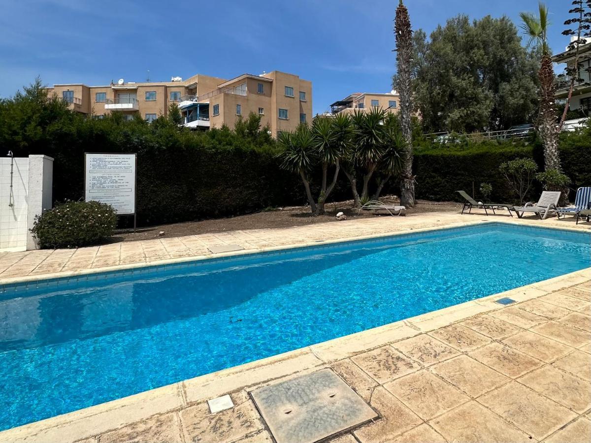 Sea View Apartment Near The Beach Pafos Zewnętrze zdjęcie